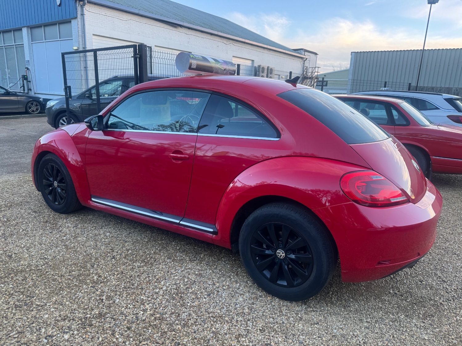 Used Volkswagen Beetle 2013 for sale - 76569105: Photo 2