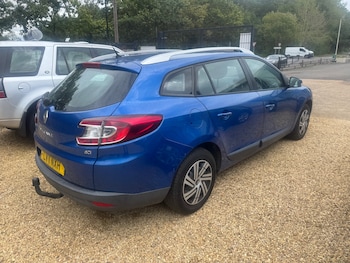 Used Renault Megane 2011 for sale - 75794255: Photo