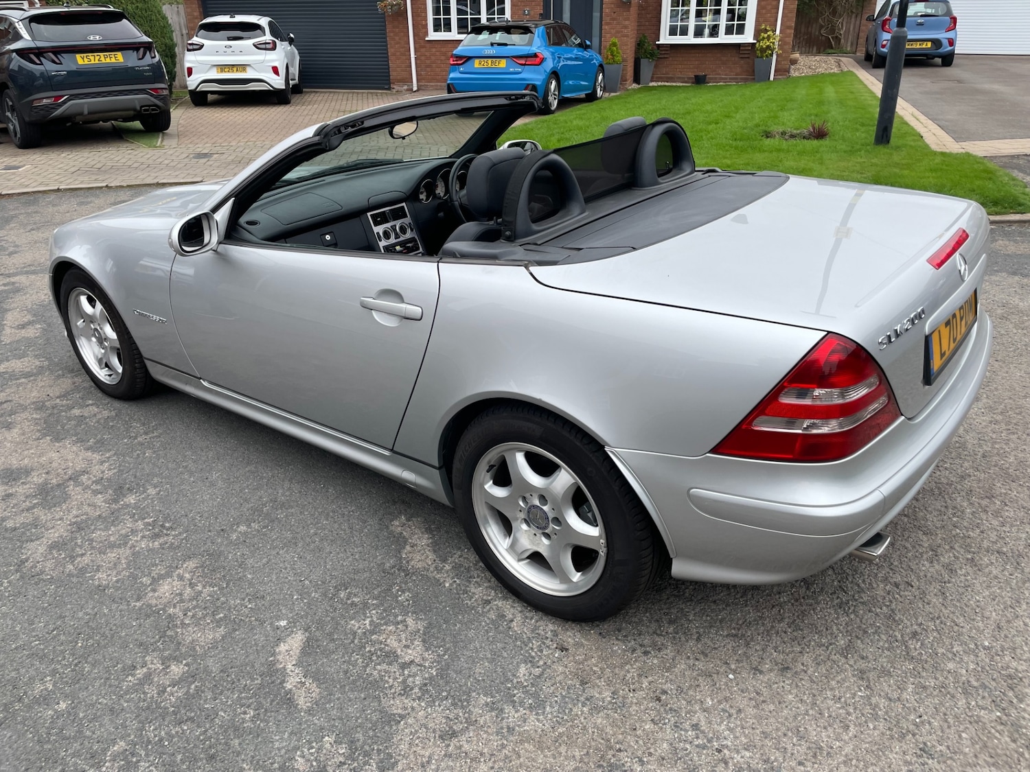 Used Mercedes-Benz SLK 2001 for sale - 76304584: Photo 11