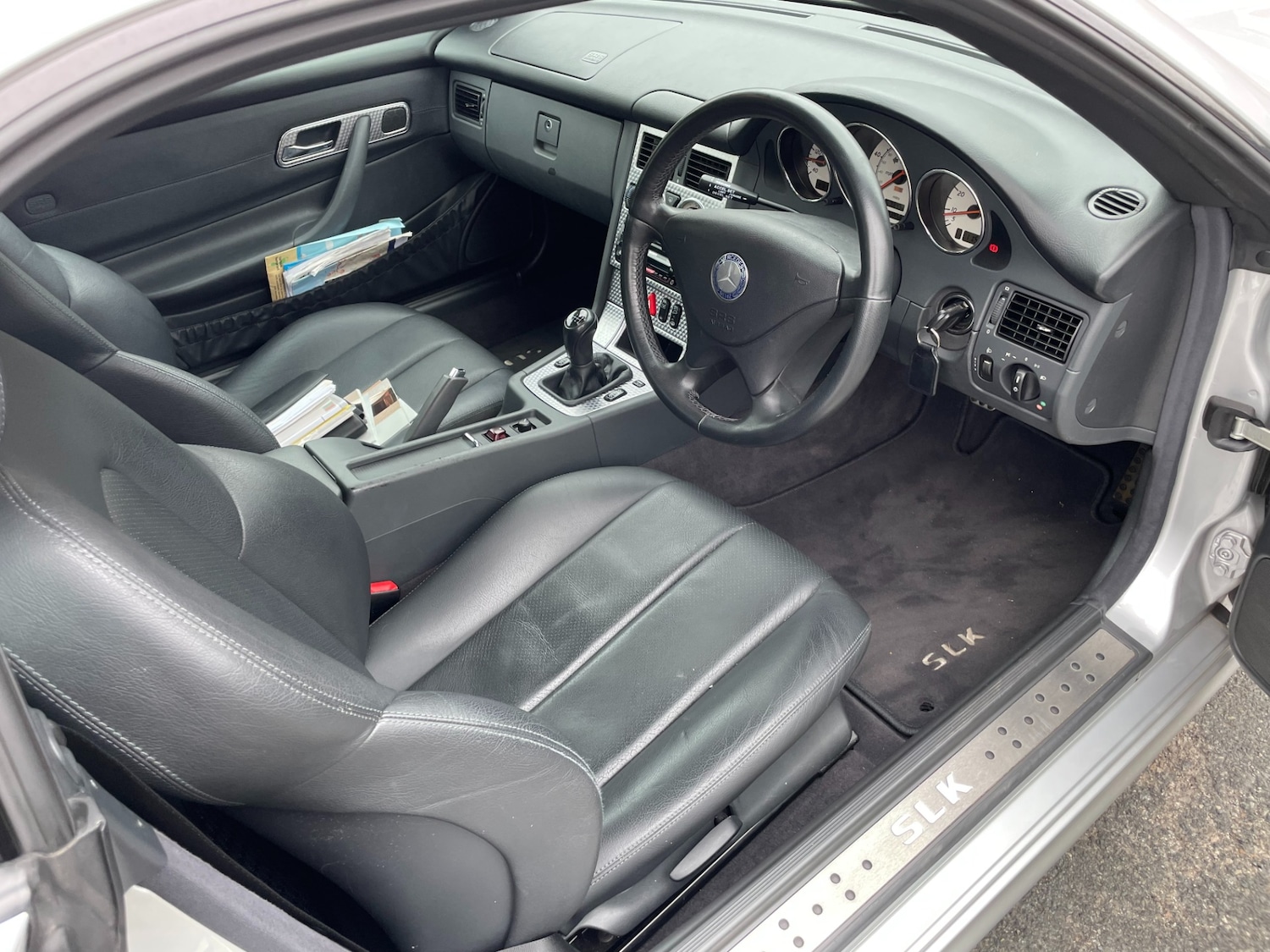 Used Mercedes-Benz SLK 2001 for sale - 76304584: Photo 23
