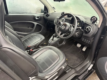 Used smart fortwo 2017 for sale - 77431722: Photo