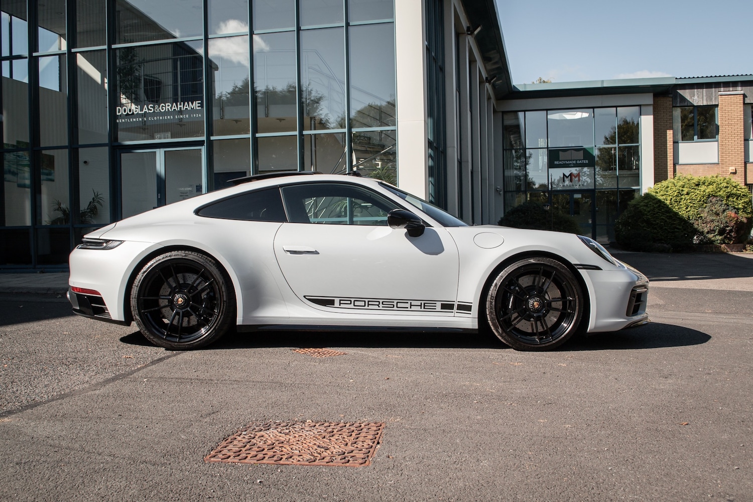 Used Porsche 911 2023 for sale - 76107458: Photo 2