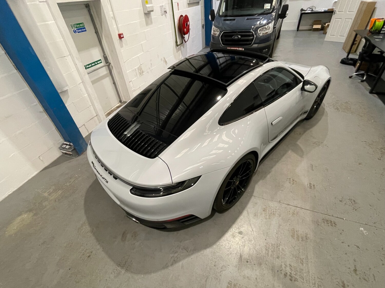 Used Porsche 911 2023 for sale - 76107458: Photo 27