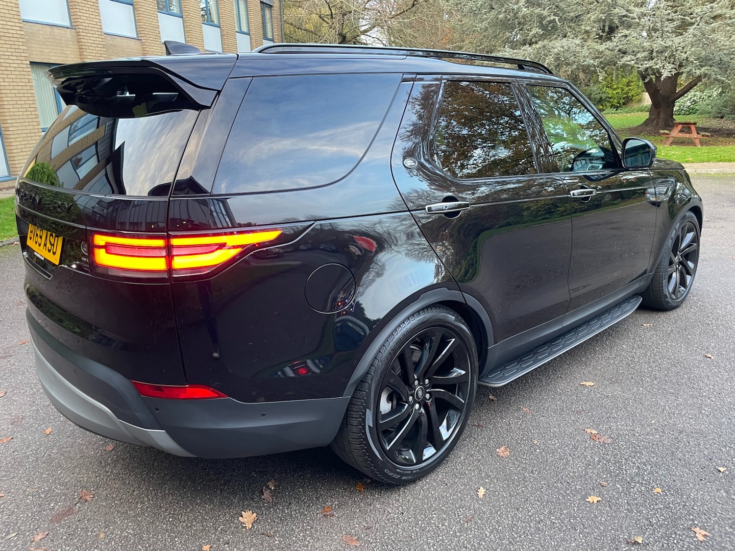 Used Land Rover Discovery 2019 for sale - 76882152: Photo 15
