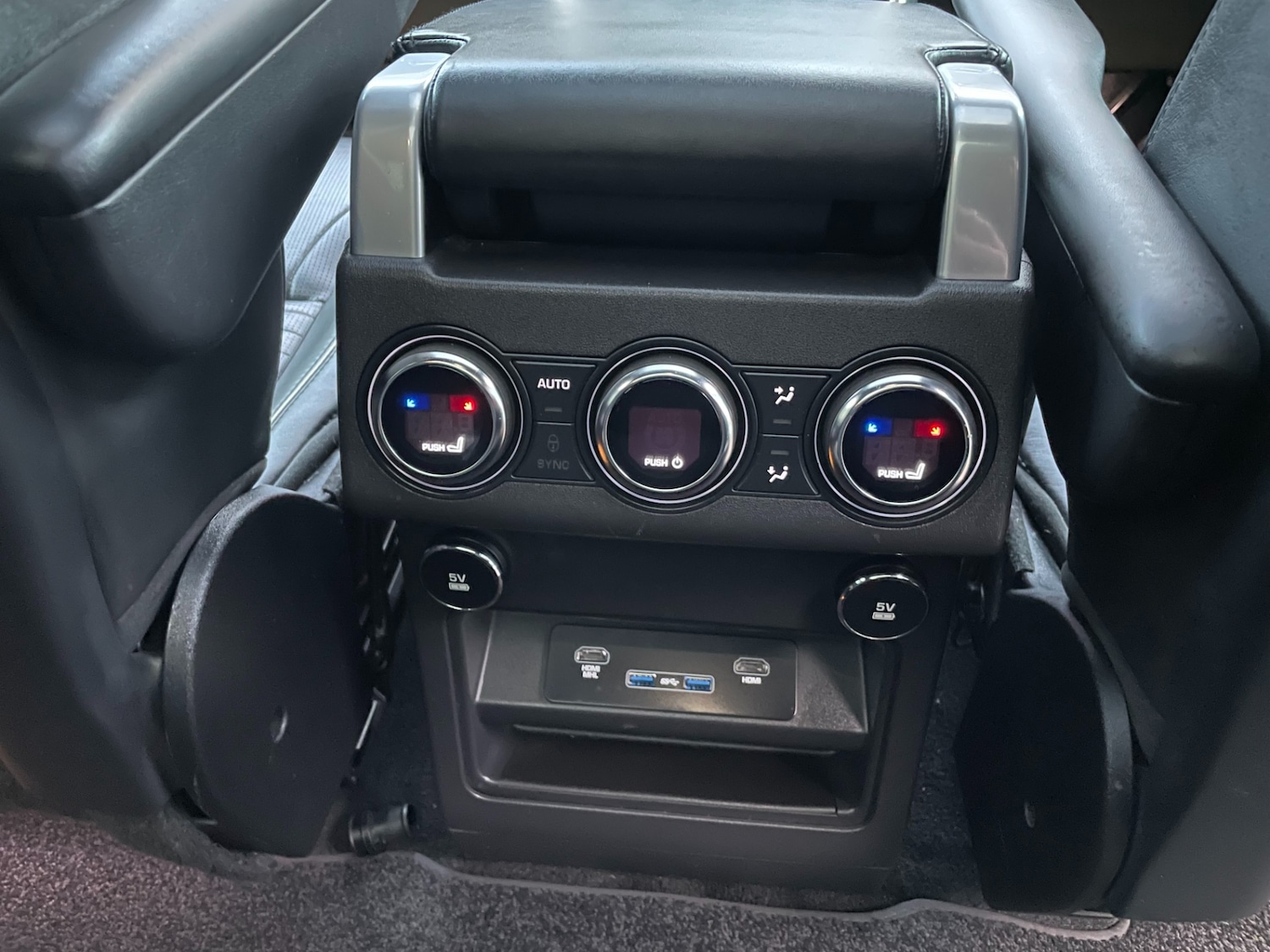 Used Land Rover Discovery 2019 for sale - 76882152: Photo 17