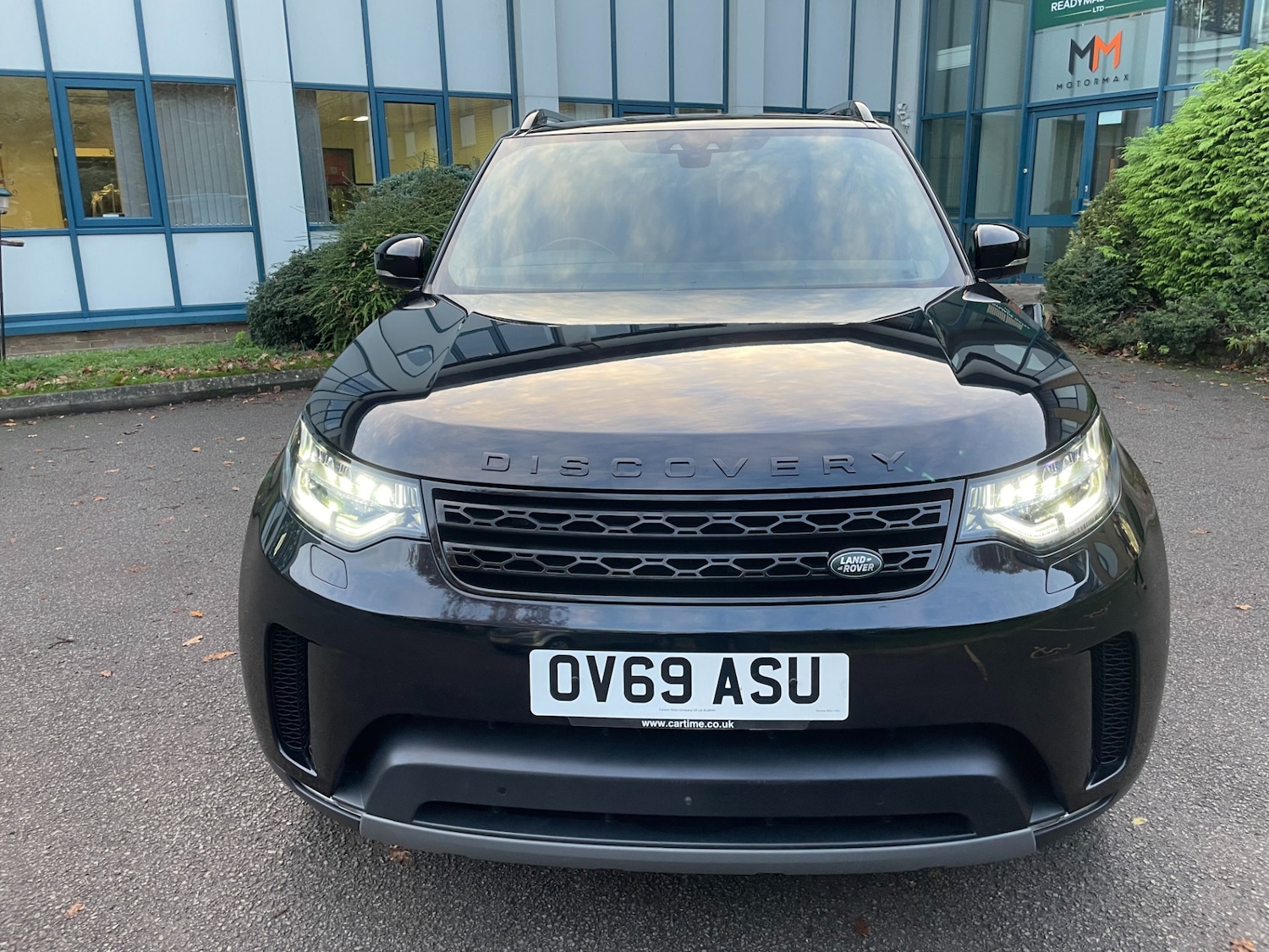 Used Land Rover Discovery 2019 for sale - 76882152: Photo 2