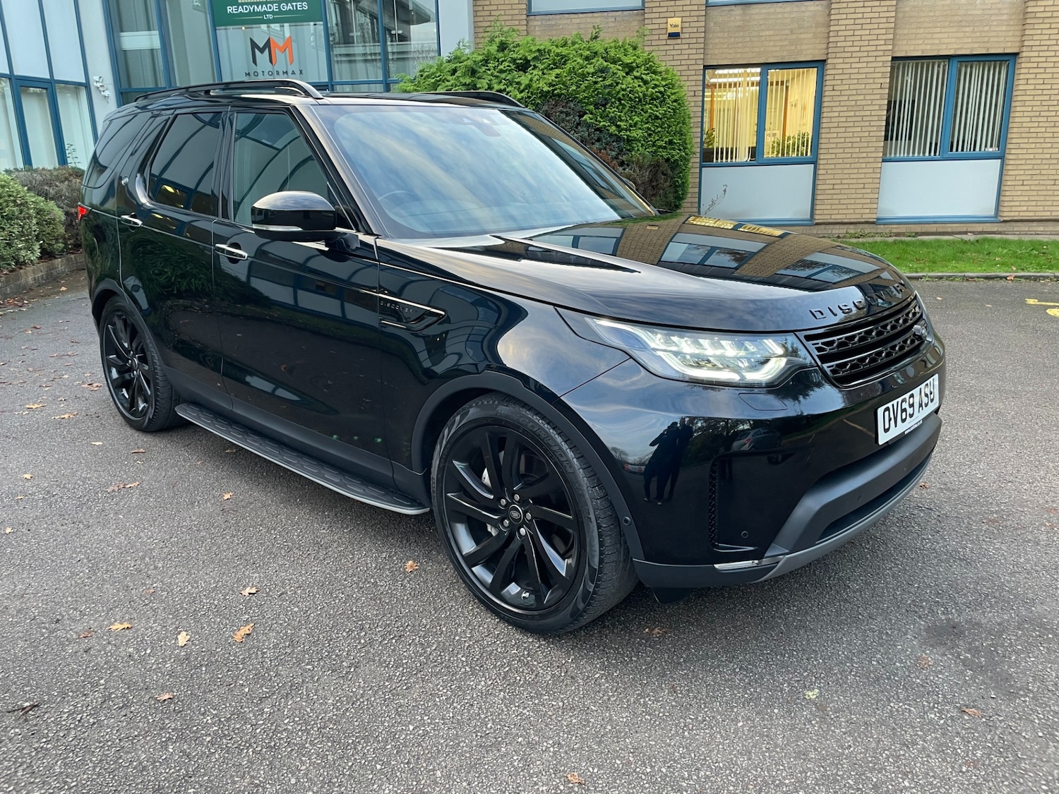 Used Land Rover Discovery 2019 for sale - 76882152: Photo 25