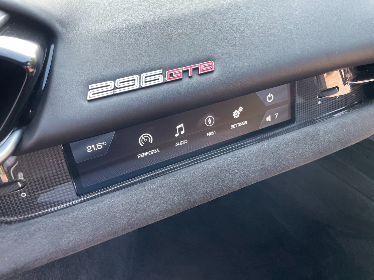 Used Ferrari 296 GTB 2024 for sale - 77980820: Photo 24