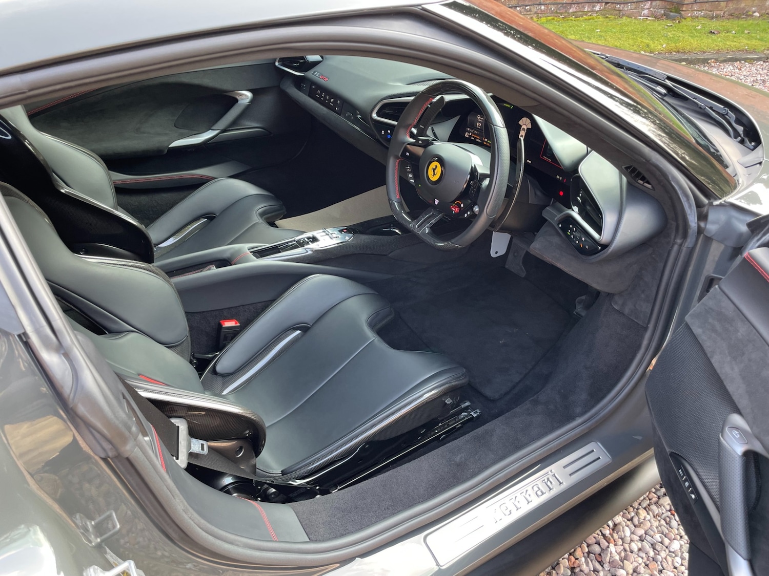 Used Ferrari 296 GTB 2024 for sale - 77980820: Photo 3