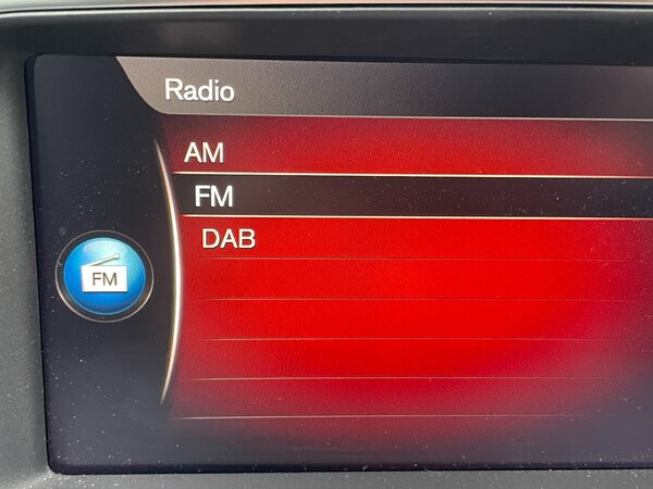 Used Volvo V40 2019 for sale - 76304603: Photo 6