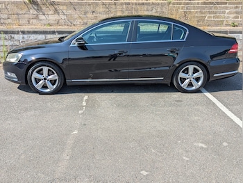 Used Volkswagen Passat 2011 for sale - 79228575: Photo