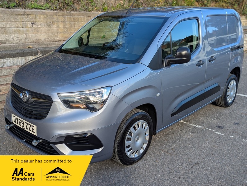 Used Vauxhall Combo 2019 for sale - 76347382: Photo 1