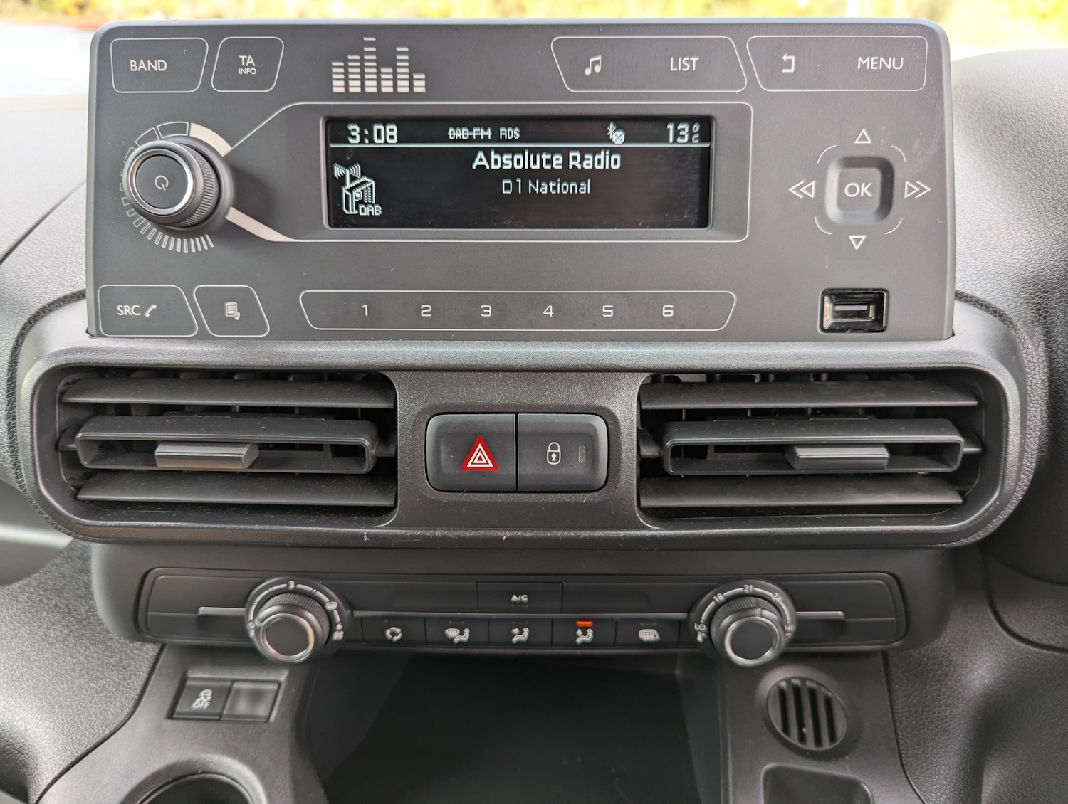 Used Vauxhall Combo 2019 for sale - 76347382: Photo 15