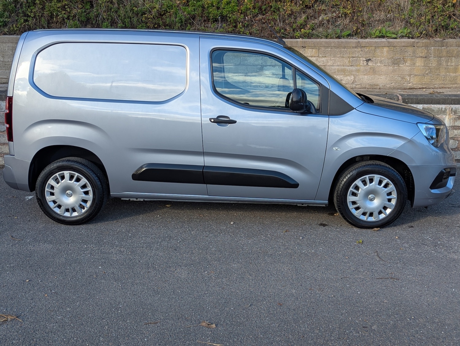 Used Vauxhall Combo 2019 for sale - 76347382: Photo 6