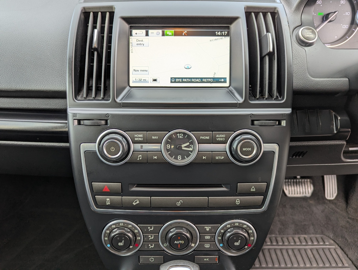 Used Land Rover Freelander 2014 for sale - 76640437: Photo 15