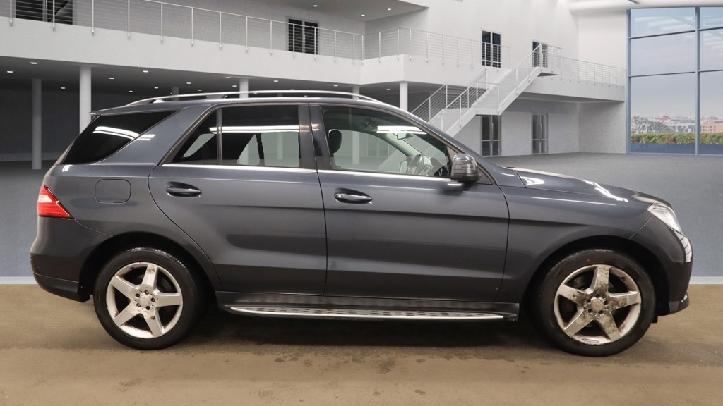 Used Mercedes-Benz M Class 2014 for sale - 77897365: Photo 5