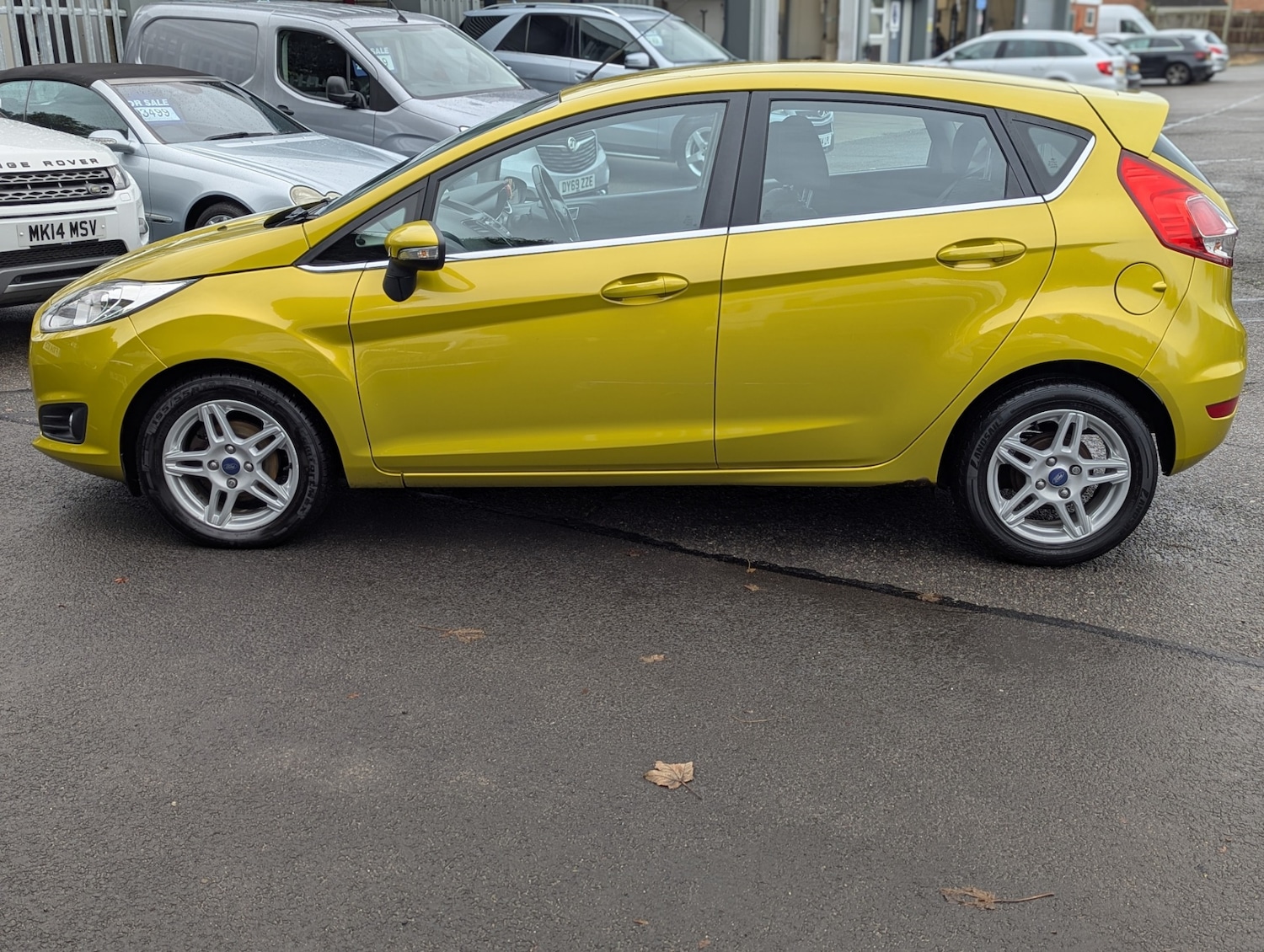 Used Ford Fiesta 2013 for sale - 76557725: Photo 2