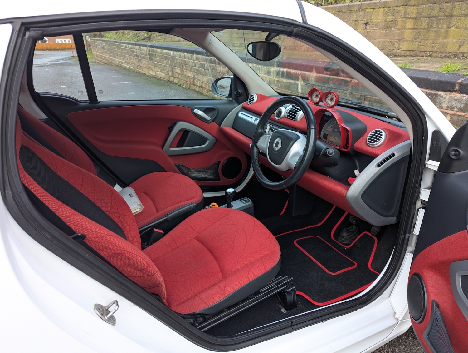 Used smart fortwo 2012 for sale - 77106196: Photo 16