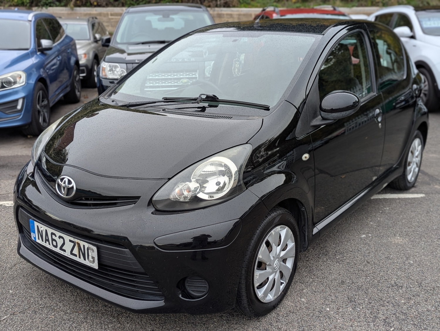 Used Toyota AYGO 2012 for sale - 76418521: Photo 1