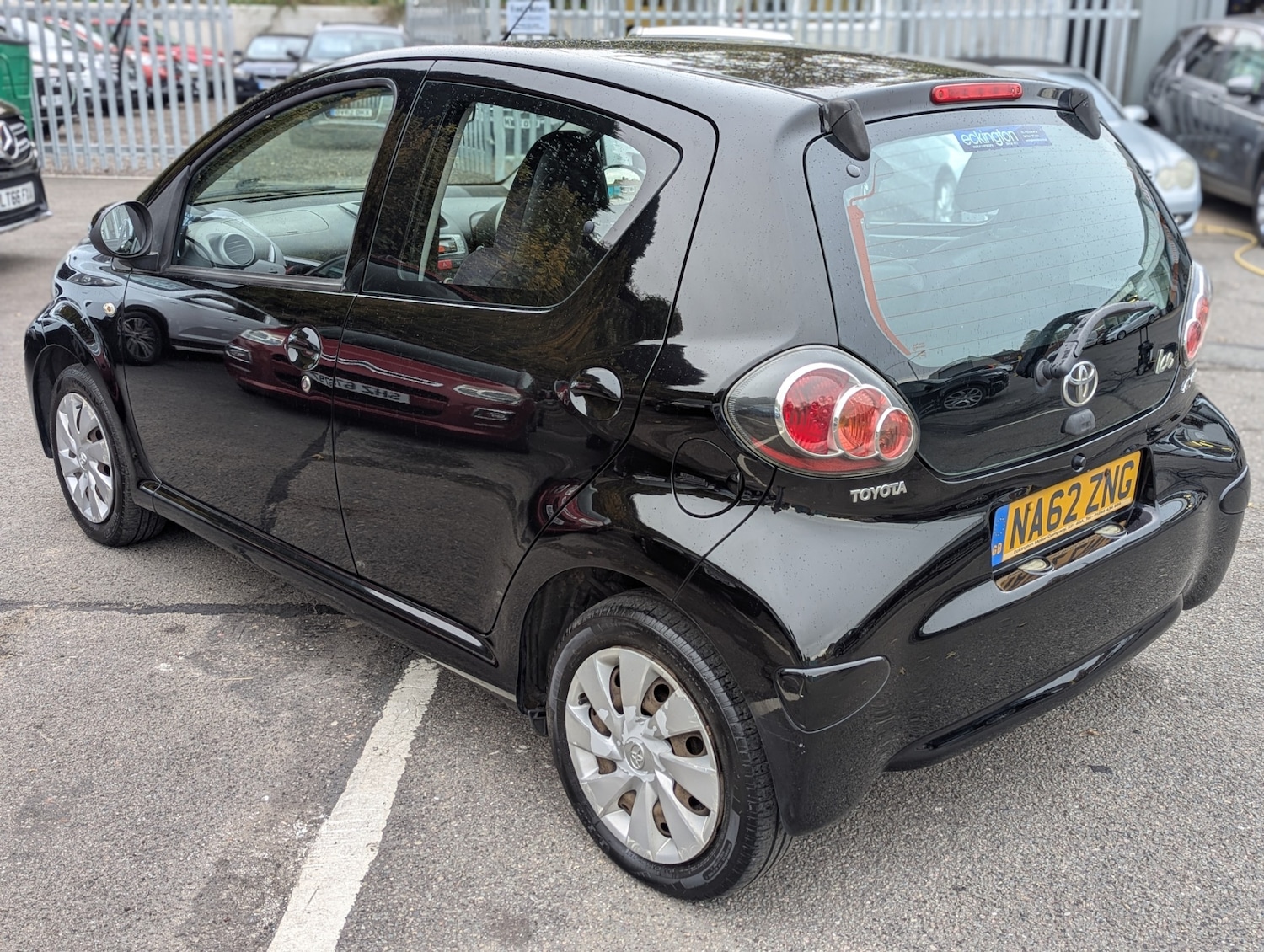 Used Toyota AYGO 2012 for sale - 76418521: Photo 3