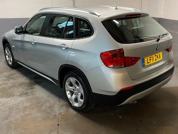 Used BMW X1 2011 for sale - 75982096: Photo