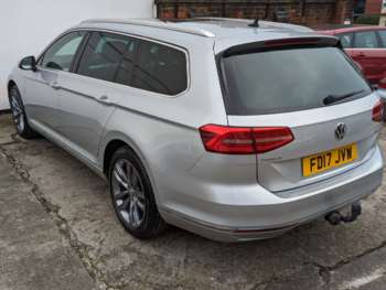 Used Volkswagen Passat 2017 for sale - 69545690: Photo