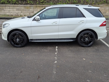 Used Mercedes-Benz M Class 2013 for sale - 76784706: Photo