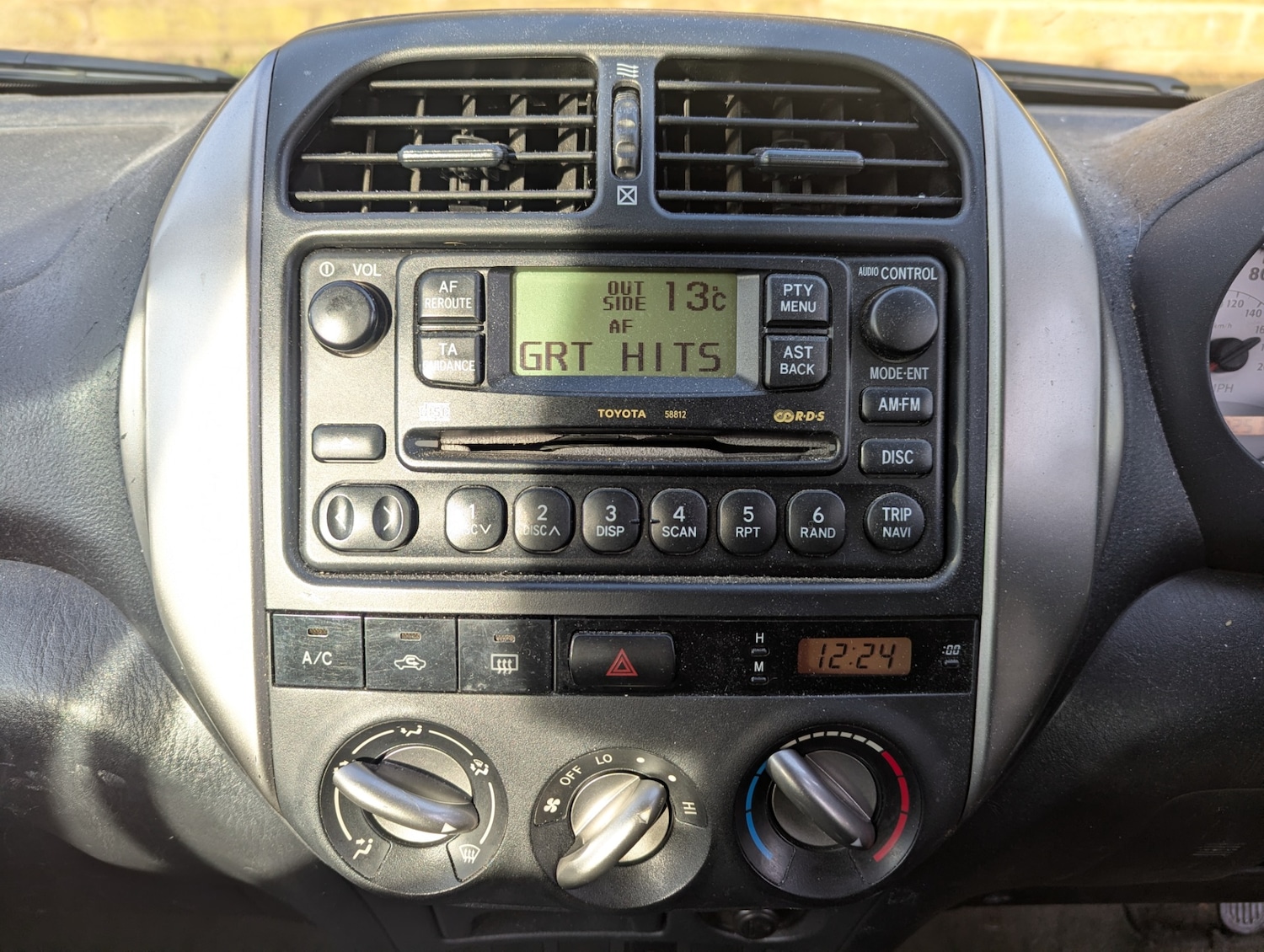 Used Toyota RAV4 2005 for sale - 76858698: Photo 10