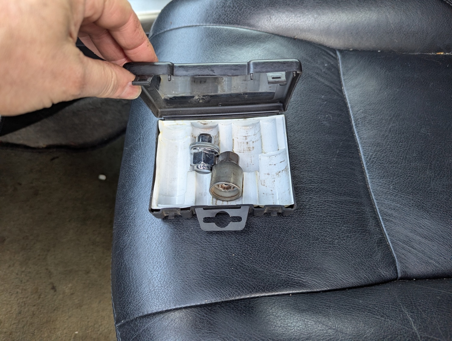 Used Toyota RAV4 2005 for sale - 76858698: Photo 22