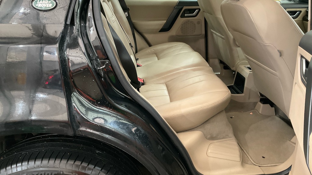 Used Land Rover Freelander 2011 for sale - 77836704: Photo 8