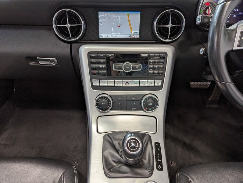Used Mercedes-Benz SLK 2012 for sale - 75982398: Photo 15