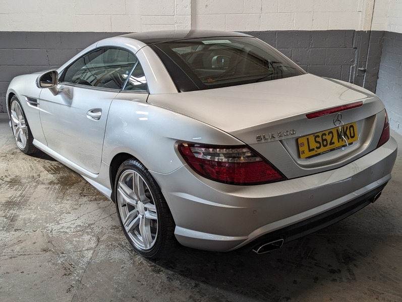 Used Mercedes-Benz SLK 2012 for sale - 75982398: Photo 4