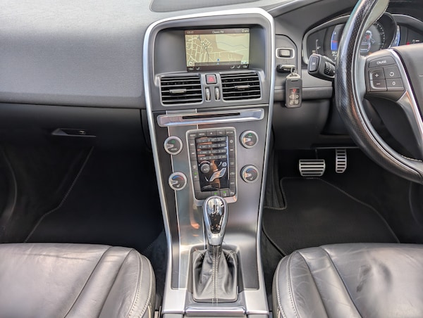 Used Volvo XC60 2014 for sale - 74761231: Photo 14