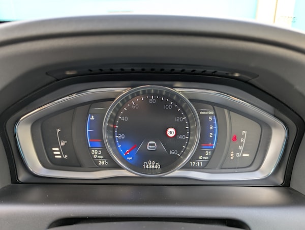 Used Volvo XC60 2014 for sale - 74761231: Photo 16