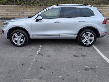 Used Volkswagen Touareg 2012 for sale - 76919219: Photo