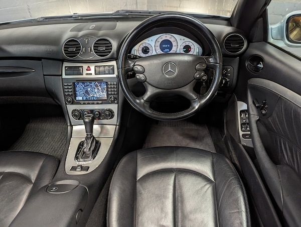 Used Mercedes-Benz CLK 2005 for sale - 74760189: Photo 12