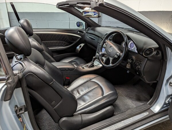 Used Mercedes-Benz CLK 2005 for sale - 74760189: Photo 8