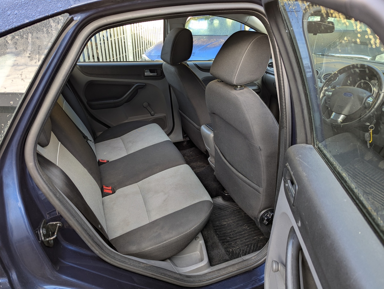 Used Ford Focus 2010 for sale - 76504459: Photo 10