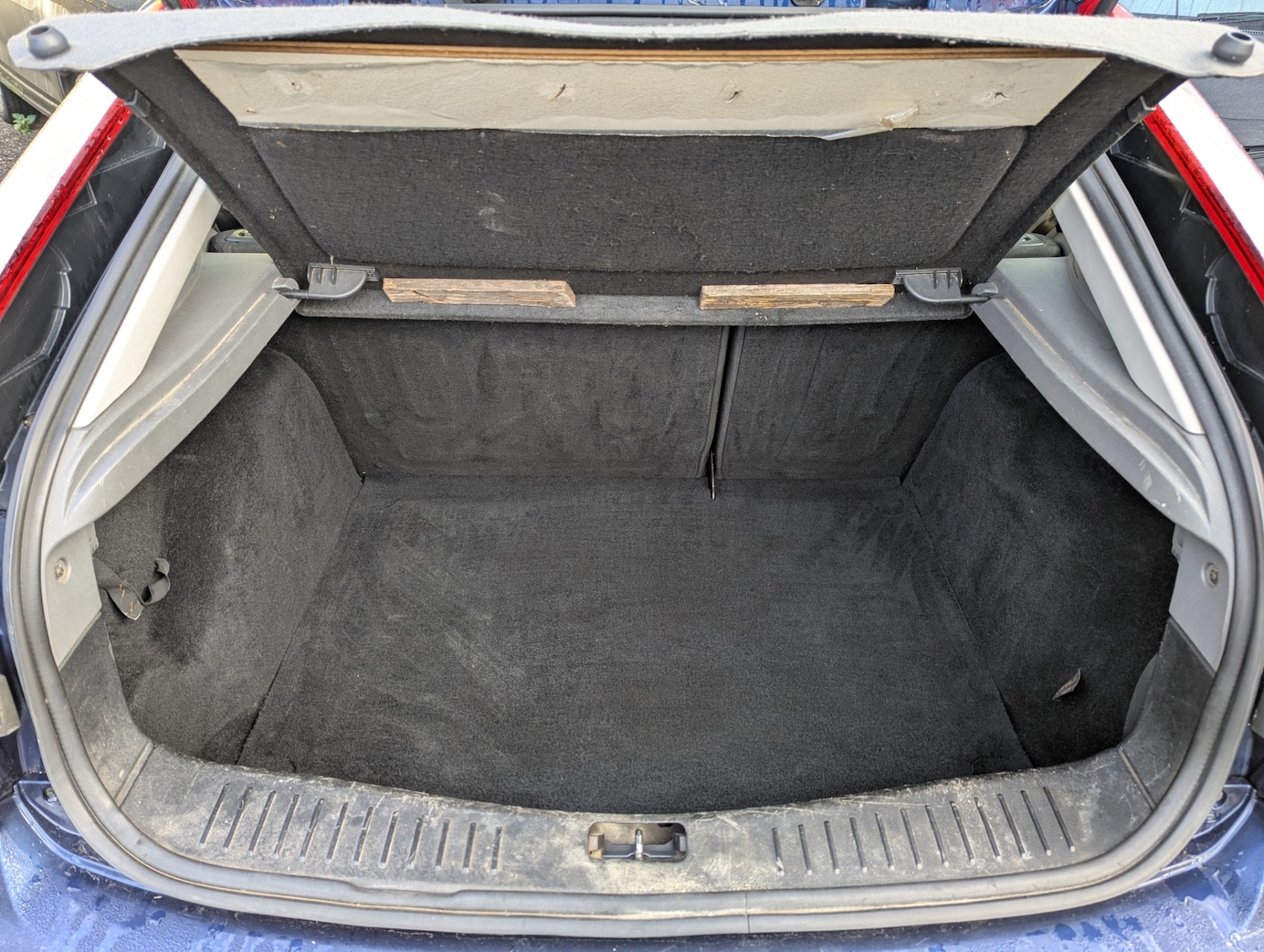 Used Ford Focus 2010 for sale - 76504459: Photo 20