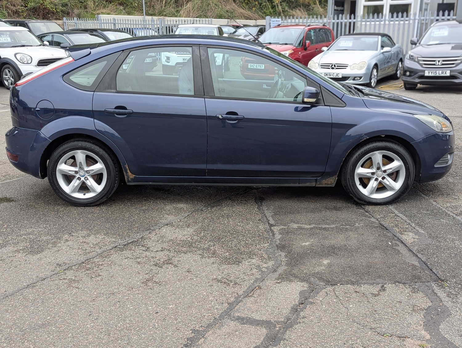 Used Ford Focus 2010 for sale - 76504459: Photo 6