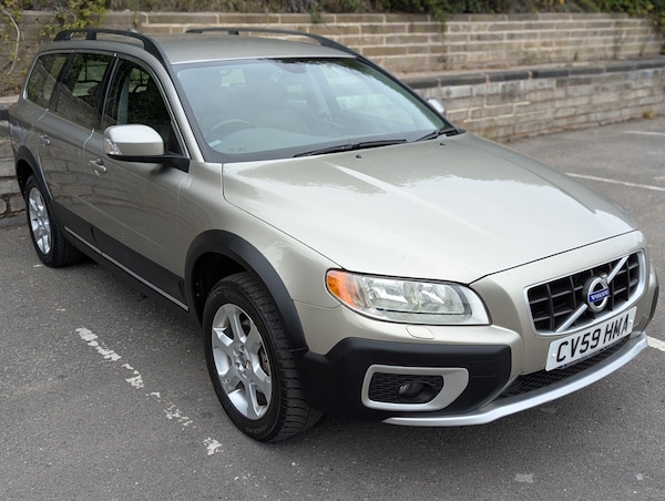 Used Volvo XC70 2009 for sale - 73692375: Photo 7