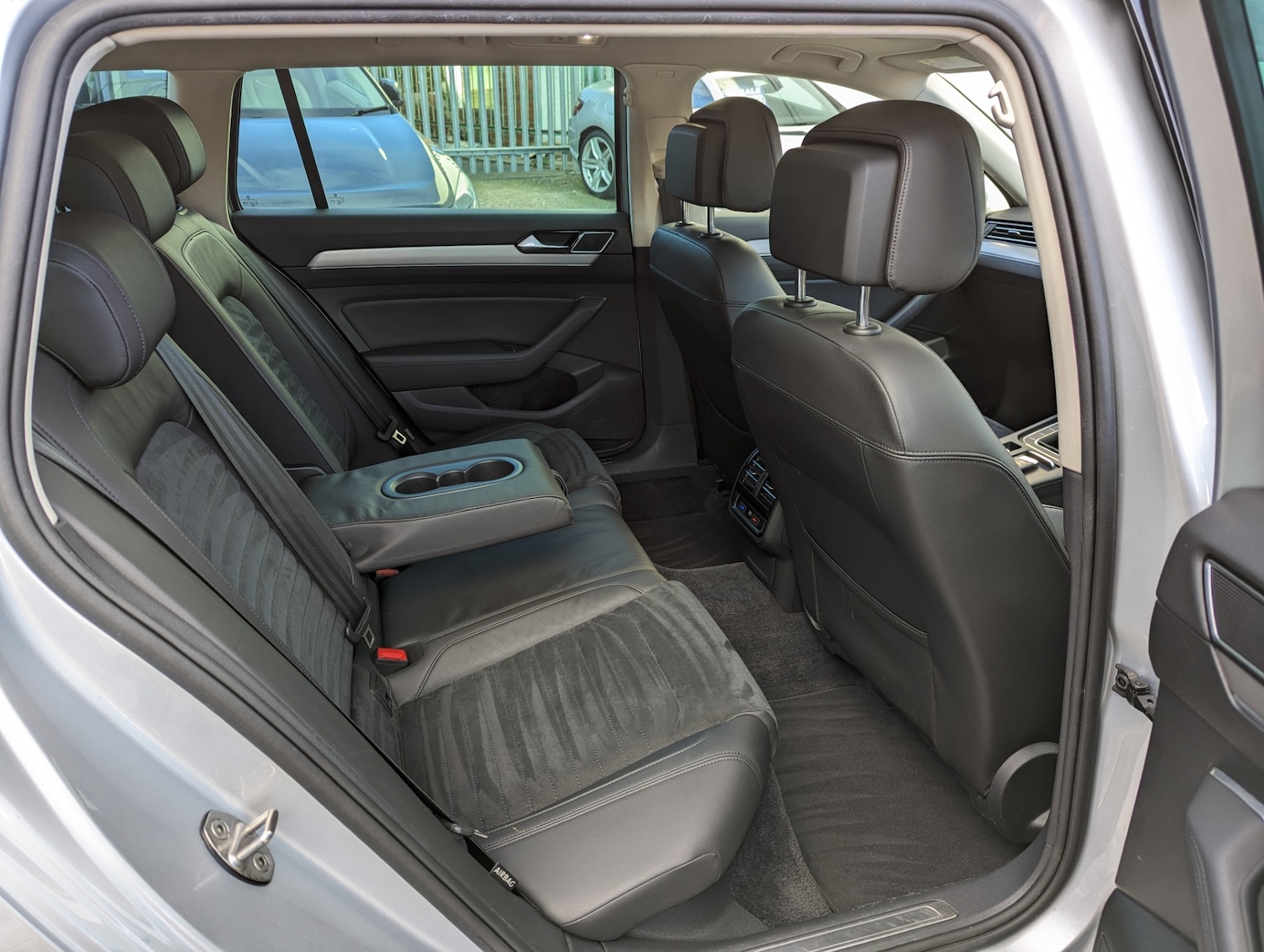 Used Volkswagen Passat 2017 for sale - 76035903: Photo 10