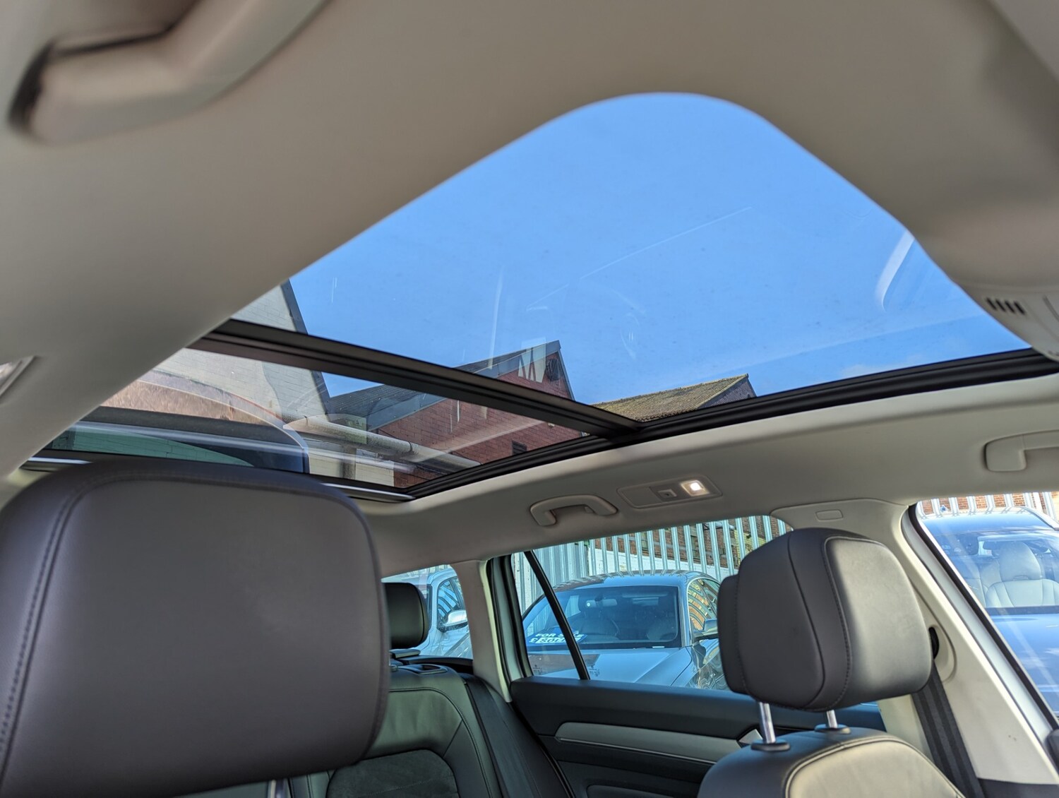 Used Volkswagen Passat 2017 for sale - 76035903: Photo 22