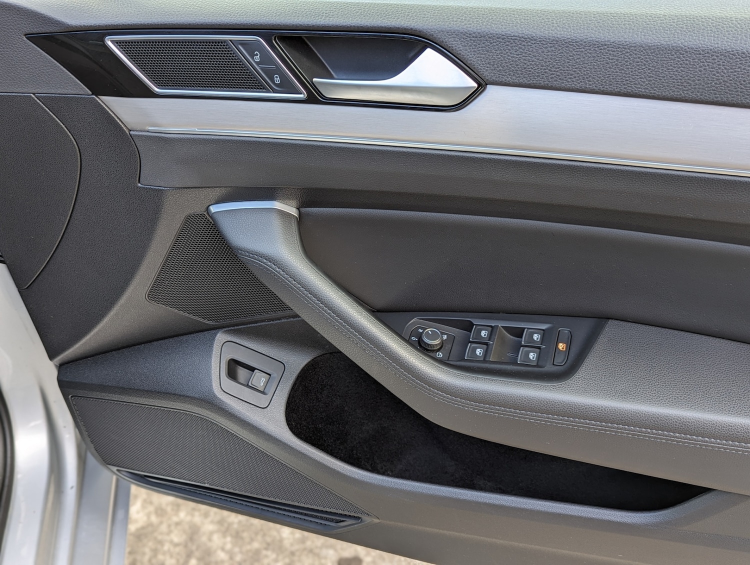 Used Volkswagen Passat 2017 for sale - 76035903: Photo 25