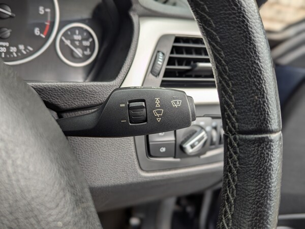 Used BMW 3 Series 2015 for sale - 74723367: Photo 29
