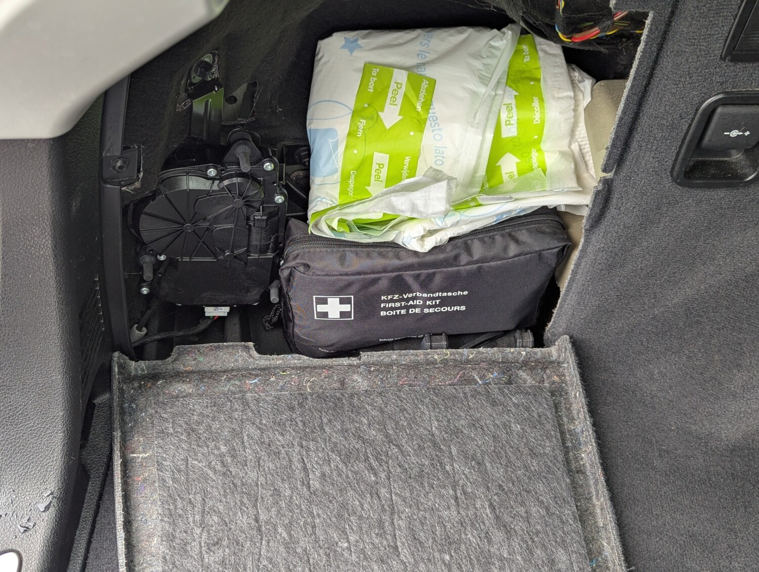 Vehicle 33