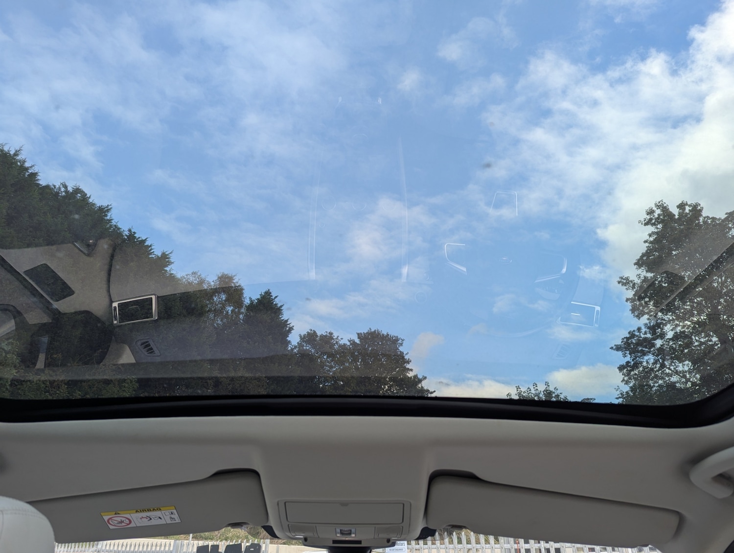 Used Land Rover Discovery Sport 2015 for sale - 76234945: Photo 15