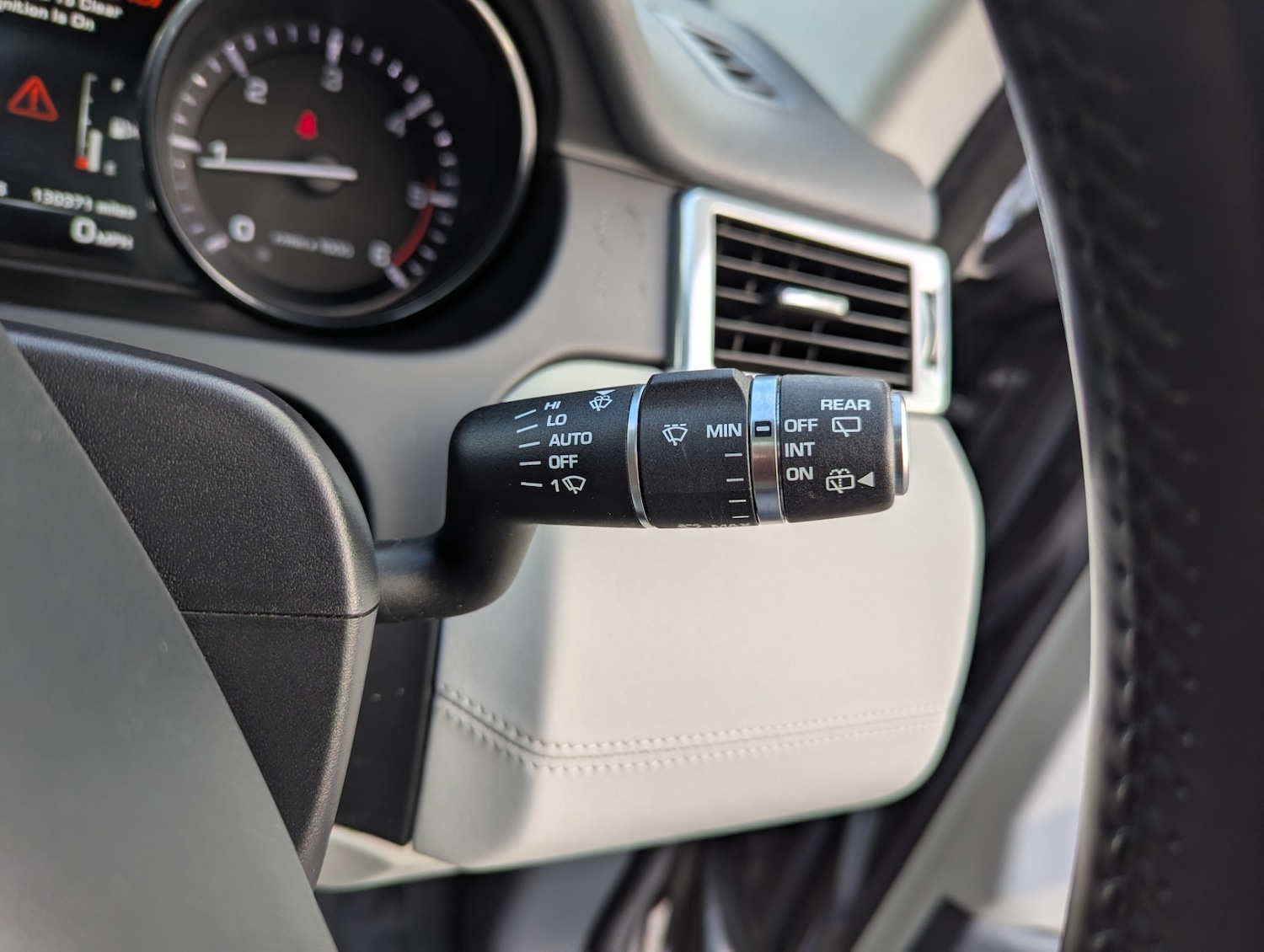 Used Land Rover Discovery Sport 2015 for sale - 76234945: Photo 27