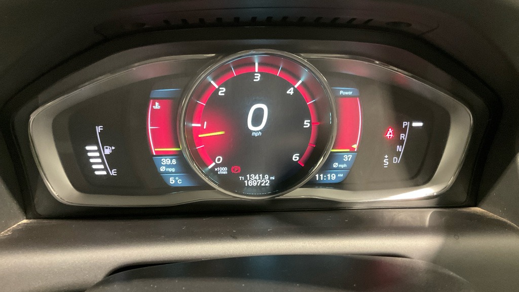 Used Volvo XC60 2014 for sale - 76670928: Photo 15