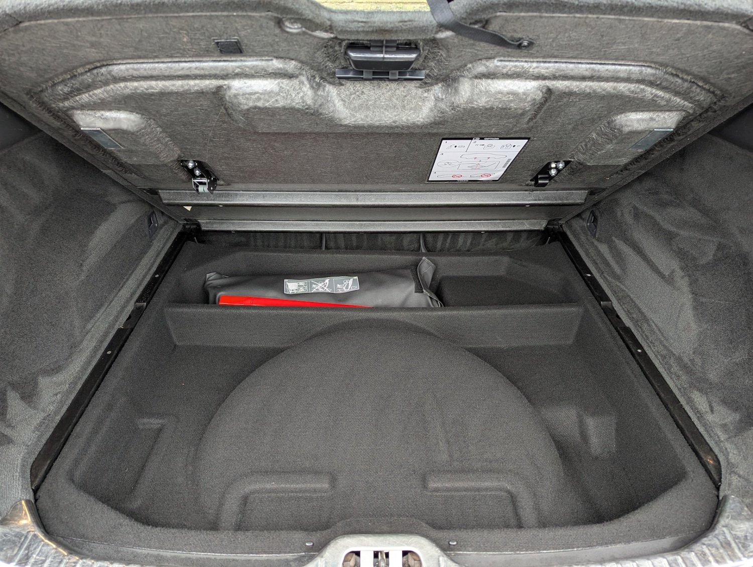 Used Volvo XC60 2014 for sale - 76670928: Photo 36